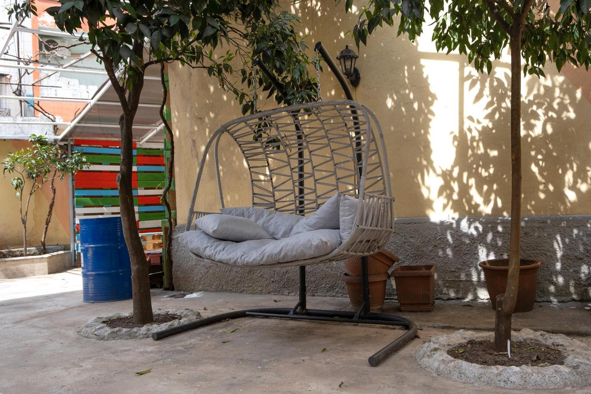 Mandarine Hostel Tirana Exterior foto
